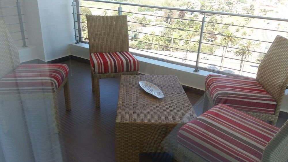 Enjoy Coquimbo Hotell Eksteriør bilde A balcony in a hotel
